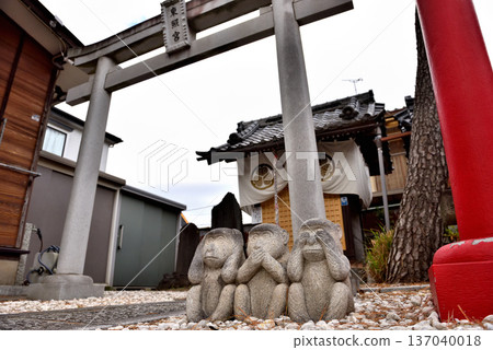 千葉縣船橋宮東照宮的三猿像 千葉縣船橋宮東照宮的三猿像 137040018