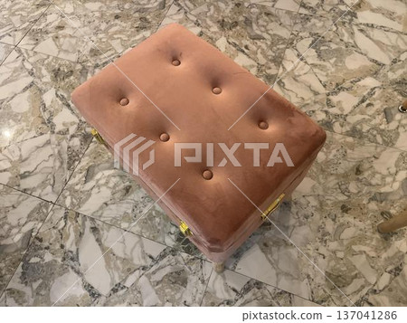 small bench on the floor. top view 137041286