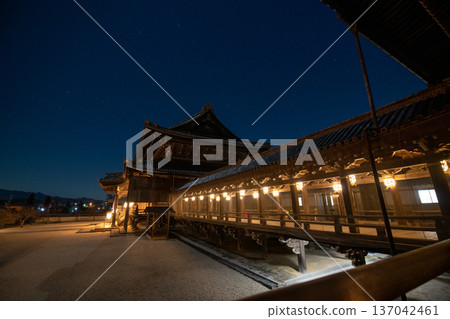 三重縣津市高田本山千須寺（國寶）第七夜的景象 137042461