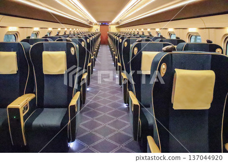 北陸新幹線綠色車廂 137044920