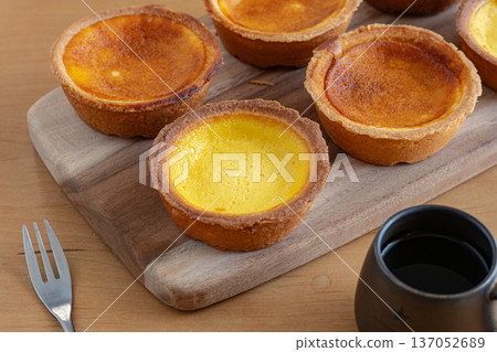 看起來很好吃的蛋撻 137052689