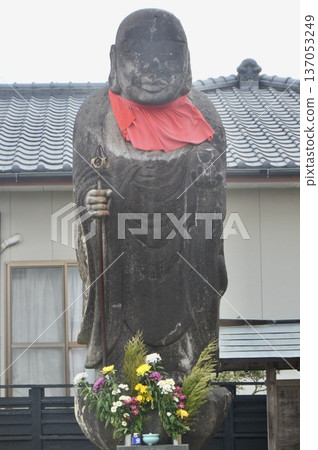 Japan's largest Jizo Bodhisattva statue (Yasaka Shrine grounds / Fumotomachi, Izumi City, Kagoshima Prefecture) Japan's largest Jizo Bodhisattva statue (Yasaka Shrine grounds / Fumotomachi, Izumi City, Kagoshima Prefecture) 137053249