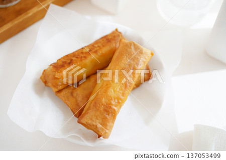 Spring roll  137053499