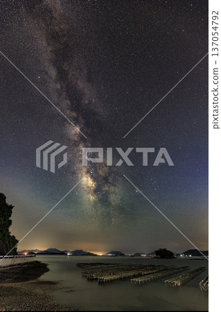 瀨戶內海初夏星空，夏季銀河與星座 137054792