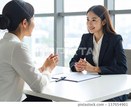 辦公室會議與諮詢－商務場景 137054901