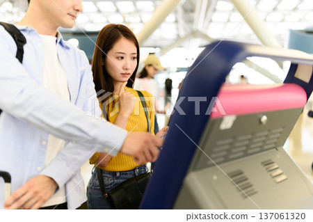 機場自助報到 ■攝影合作:關西國際機場(KIX) 機場自助報到 ■攝影合作:關西國際機場(KIX) 137061320