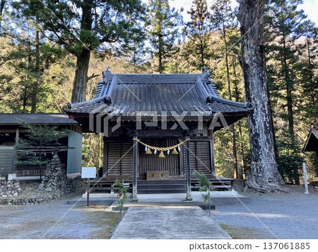 石上神社的參拜殿 137061885
