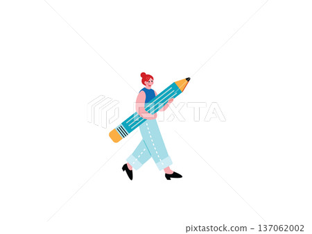 一位女設計師拿著一支大鉛筆走著。 137062002