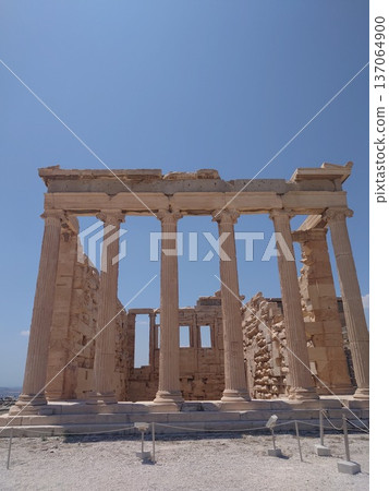Erechtheion Temple Side View On Acropolis Athens Greece Erechtheion Temple Side View On Acropolis Athens Greece 137064900