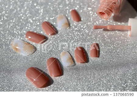 Beige pink nail tips - Self-nail 137068590