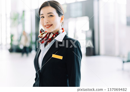 Airport ground staff (Photo courtesy of Kobe Airport (UKB)) Airport ground staff (Photo courtesy of Kobe Airport (UKB)) 137069482
