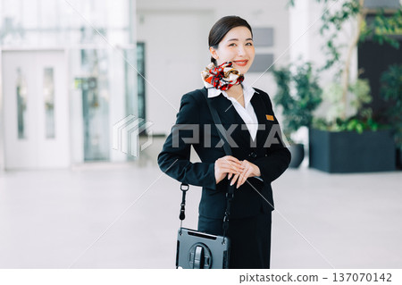 Airport ground staff (Photo courtesy of Kobe Airport (UKB)) 137070142