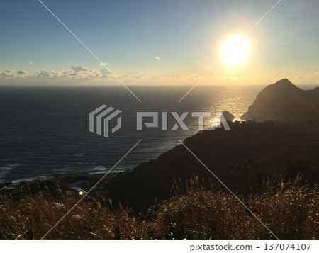 夕陽 137074107