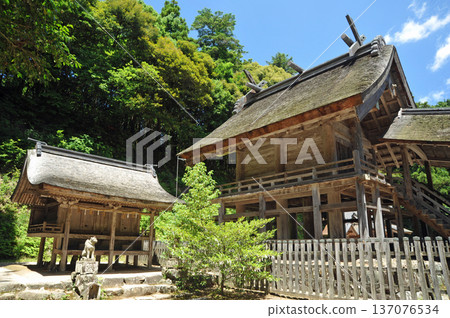 Izumo Shinto shrine 137076534