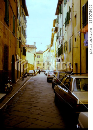 比薩的街道 比薩的街道 137078692