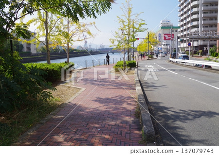 吳市倉本街和人行道的景色 吳市倉本街和人行道的景色 137079743