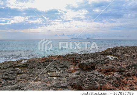 Dusk of the Mediterranean Sea Dusk of the Mediterranean Sea 137085792