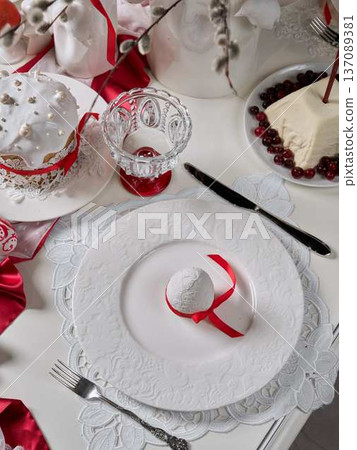 Refined individual place setting featuring ribbons and lace details Refined individual place setting featuring ribbons and lace details 137089381