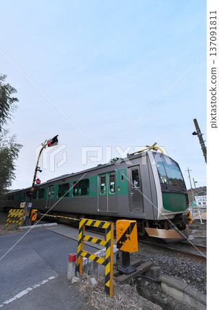 Railroad crossing next to Taki Station on the Karasuyama Line in Nasukarasuyama City Railroad crossing next to Taki Station on the Karasuyama Line in Nasukarasuyama City 137091811