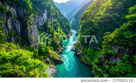 【AI生成影像】日本自然美景－黑部峽V字形峽谷全景圖 137093118