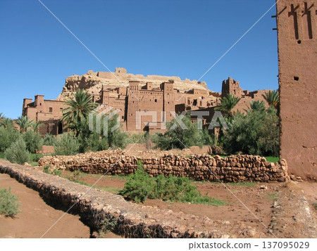 阿伊特·本·哈杜的景色 137095029