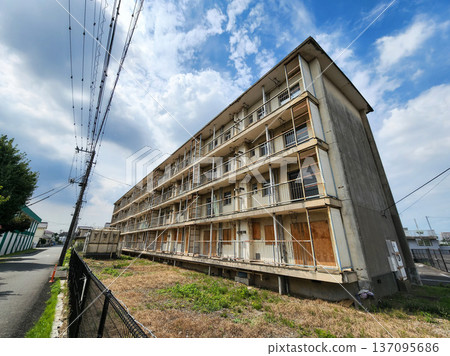 多戶住宅 多戶住宅 137095686