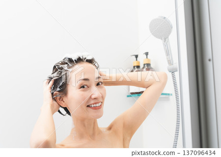 女人洗頭美容圖片 137096434
