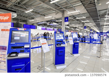 常滑市中部國際機場2號航廈出發大廳 137098574