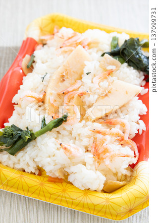 Delicious bamboo shoot rice with sakura shrimp 137099731