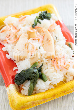 Delicious bamboo shoot rice with sakura shrimp Delicious bamboo shoot rice with sakura shrimp 137099732