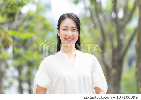 初夏女式休閒裝 137100399