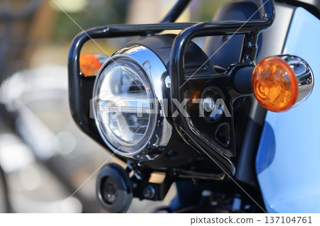 Moped type 2 (headlight) Moped type 2 (headlight) 137104761