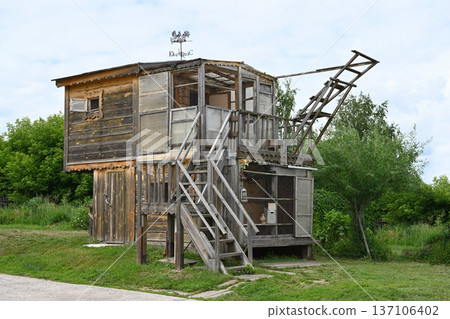 Wooden dovecote in the countryside 137106402