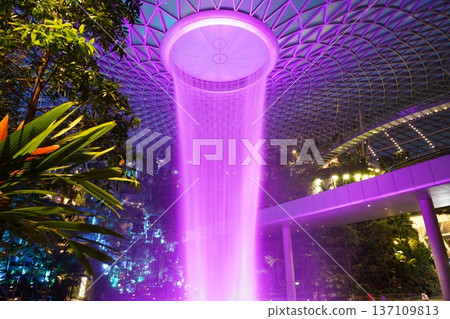 Spectacular Rain Vortex, Jewel Changi Airport Night View Spectacular Rain Vortex, Jewel Changi Airport Night View 137109813
