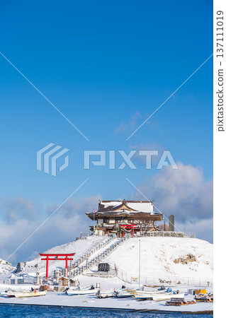青森縣八戶市海獅繁殖地歌島的雪景 青森縣八戶市海獅繁殖地歌島的雪景 137111019