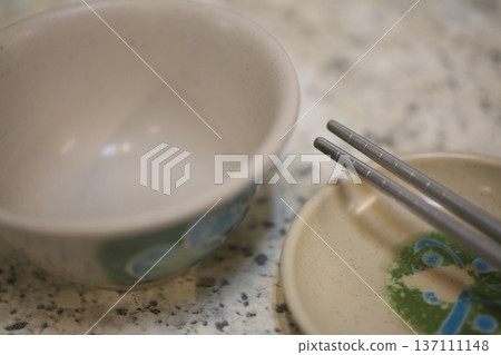A small dish 137111148