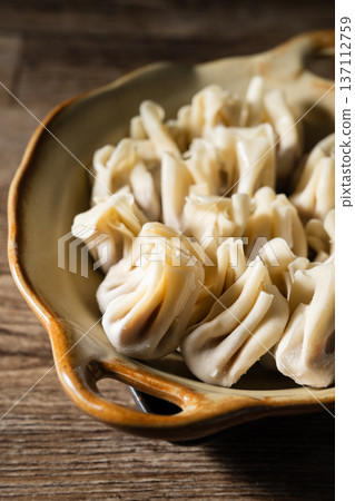 wonton wonton 137112759