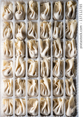 wonton wonton 137112785
