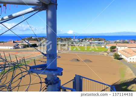Soleil Hill Rape Field and Mt Fuji Soleil Hill Rape Field and Mt Fuji 137114438