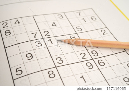 Puzzle game to play for keep brain younger. Puzzle game to play for keep brain younger. 137116065