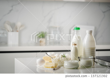 Fresh dairy products 137121302