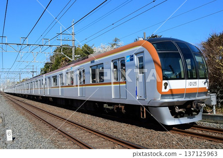 Tokyo Metro 10000 series 10125F Tojo Line 137125963