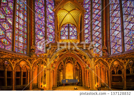 Stained glass windows of Saint Chapelle 137128832