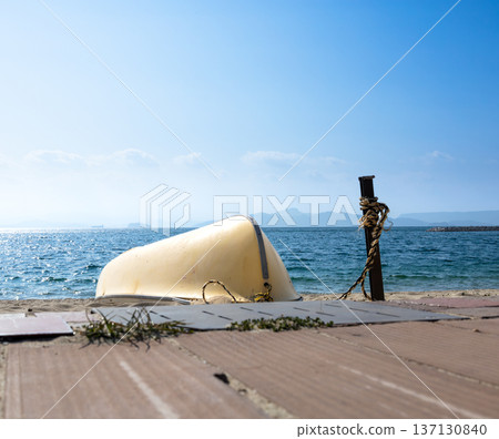 A simple image of the sea and Shodoshima with a refreshing blue sky and sea breeze A simple image of the sea and Shodoshima with a refreshing blue sky and sea breeze 137130840