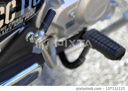 2型輕型摩托車(腳踏式) 2型輕型摩托車(腳踏式) 137132125