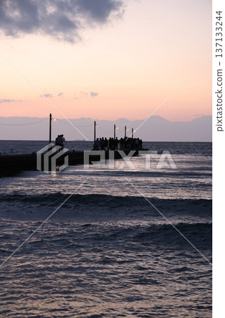 Haraoka Pier and Okamoto Pier at dusk in February Haraoka Pier and Okamoto Pier at dusk in February 137133244