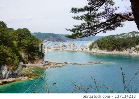 從岩手縣宮古市淨土濱海灘眺望的景色 從岩手縣宮古市淨土濱海灘眺望的景色 137134218