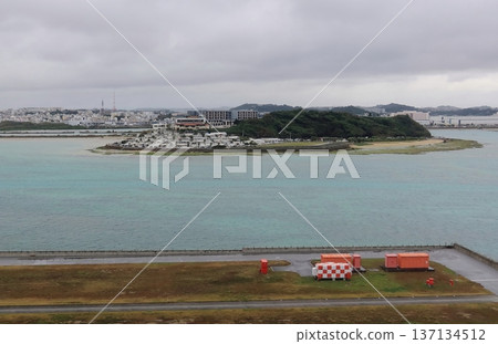 即將登陸塞納加島 137134512