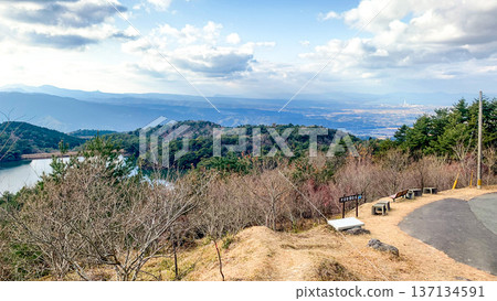 Spectacular view from the hill overlooking the sunset Spectacular view from the hill overlooking the sunset 137134591