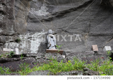 石佛像風景 [千葉縣鋸齒山] 137134990